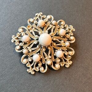 Vintage Filigree White Cabochon Brooch
